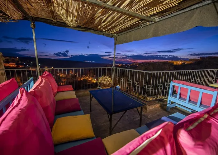 Kapadokya Ihlara Konaklari & Caves Guzelyurt